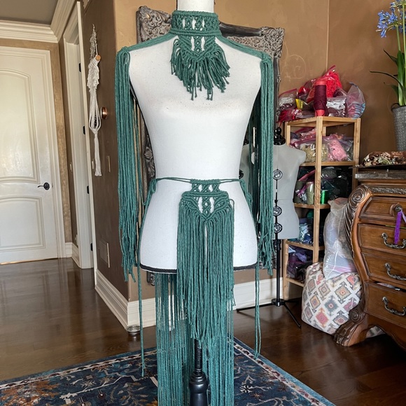 Handmade Egyptian Goddess Macramé Set - Picture 6 of 14